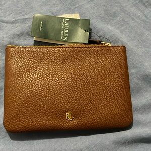 Carry over brown new as you can see on the picture, brand Ralph Lauren